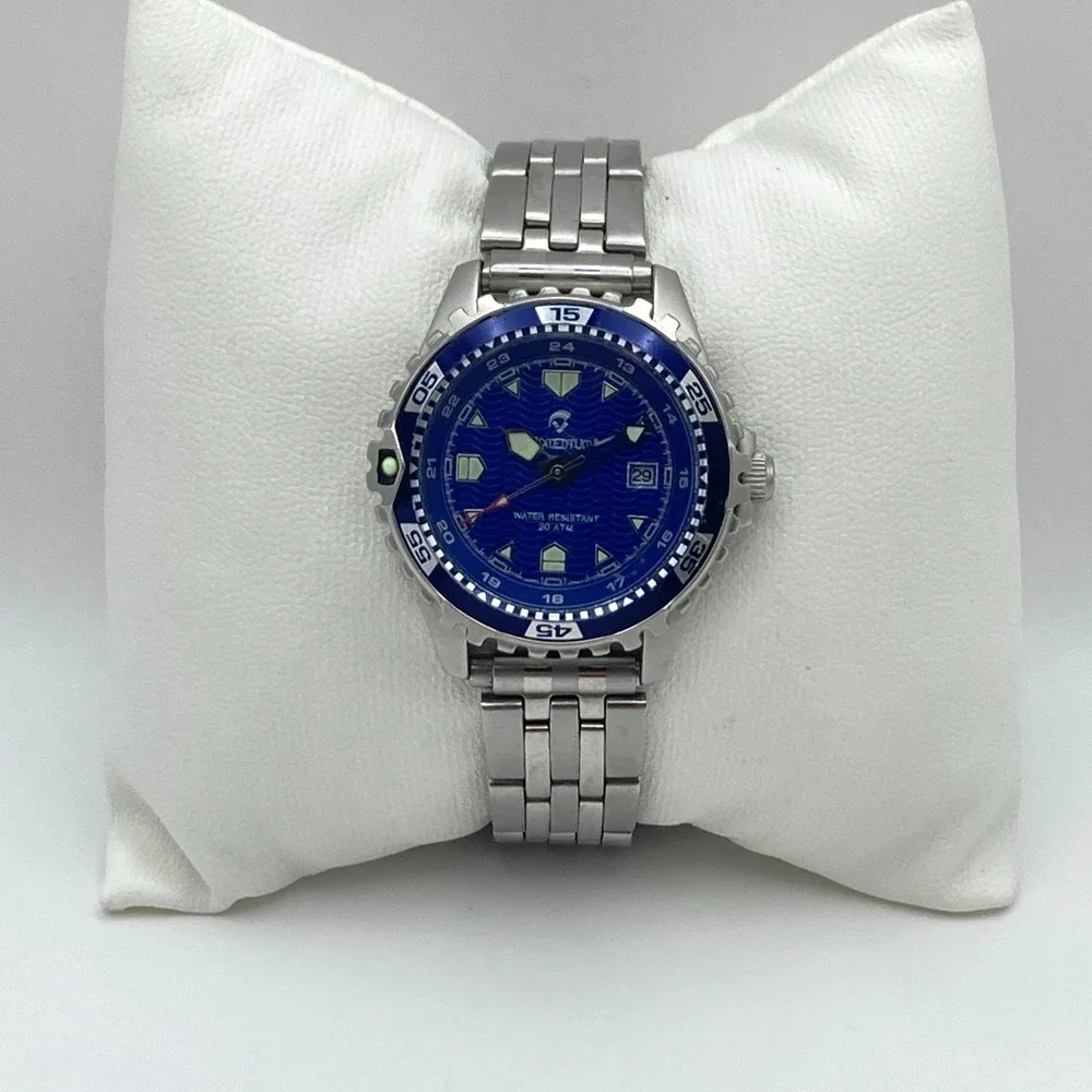 Momentum M1 Women's Diver Watch 30mm Silver Tone Blue Dial 200M New Battery 6